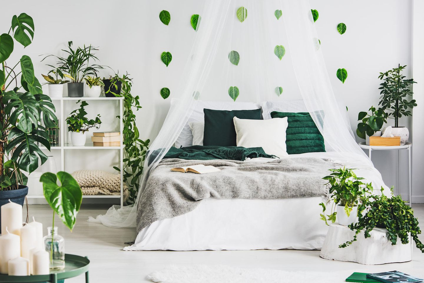 Urban Jungle: So Stylst Du Den Einrichtungstrend | Brigitte.de regarding Urban Jungle Schlafzimmer